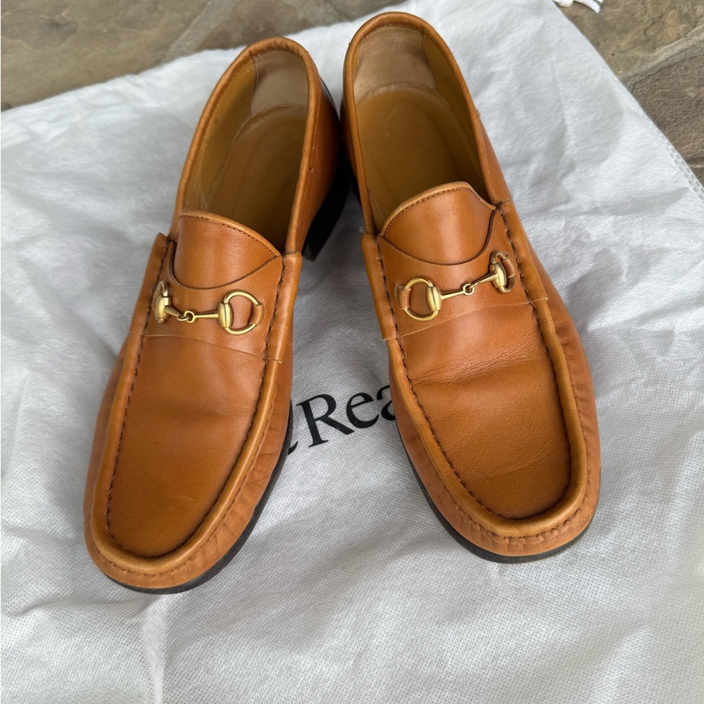 Gucci Saddle Leather Loafers with Gold Hardware-beautiful! - Picture 2 of 12